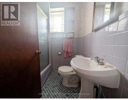 1169 OXFORD STREET E - 12