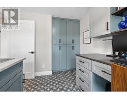 975 SUNNINGDALE ROAD W - 45