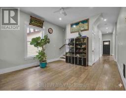 7 MYRTLE STREET - 10