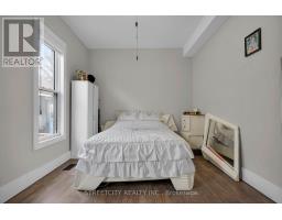 7 MYRTLE STREET - 12