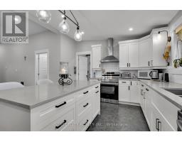 7 MYRTLE STREET - 22