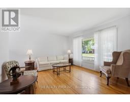 52 MAXWELL CRESCENT - 10