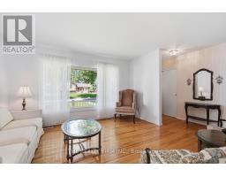 52 MAXWELL CRESCENT - 12