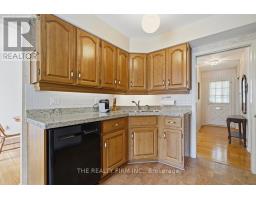 52 MAXWELL CRESCENT - 18