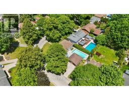 52 MAXWELL CRESCENT - 43