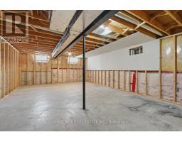 315 SIMPSON CRESCENT - 32
