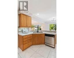 754 HEDGEROW PLACE - 11