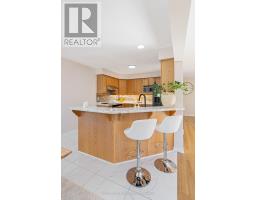 754 HEDGEROW PLACE - 12