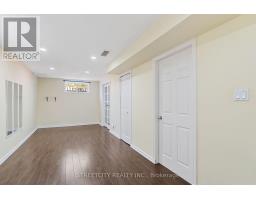 754 HEDGEROW PLACE - 35