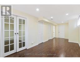754 HEDGEROW PLACE - 36