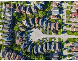754 HEDGEROW PLACE - 41