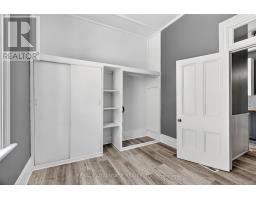 523 DUFFERIN AVENUE - 27