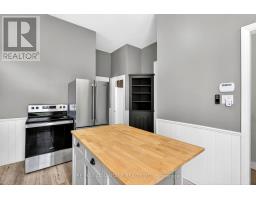 523 DUFFERIN AVENUE - 33