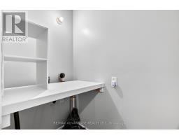 523 DUFFERIN AVENUE - 34