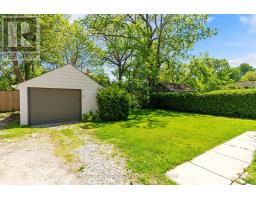 523 DUFFERIN AVENUE - 39