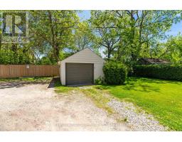 523 DUFFERIN AVENUE - 40