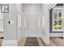 523 DUFFERIN AVENUE - 7
