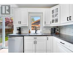 18 SIFTON DRIVE - 15