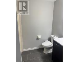607 - 30 CHAPMAN COURT - 16