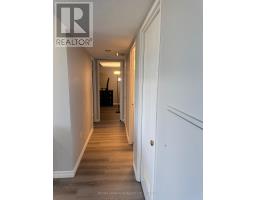 607 - 30 CHAPMAN COURT - 18