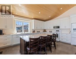7292 LEIGHTON DRIVE - 13