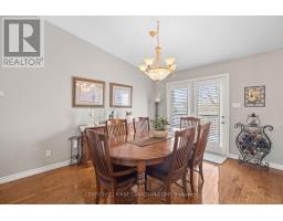 4 OAKWOOD COURT - 14