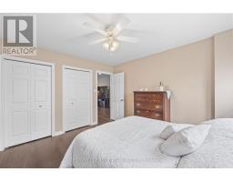 4 OAKWOOD COURT - 31