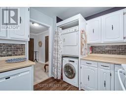 216 - 300 EVERGLADE CRESCENT - 15