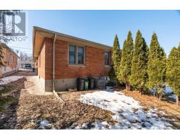 250 GREENWOOD AVENUE - 38