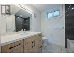 1045 KARENANA ROAD - 34