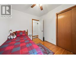 6 SOUTHWOOD CRESCENT - 16