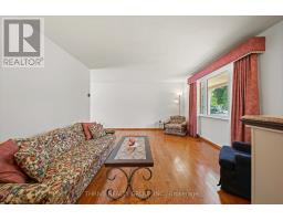 6 SOUTHWOOD CRESCENT - 5