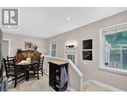 706 VICTORIA STREET - 15