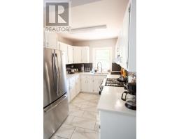 6 PRINCE ALBERT STREET - 9