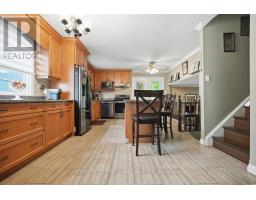 27 TUMBLEWEED CRESCENT - 10