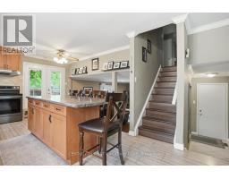 27 TUMBLEWEED CRESCENT - 12