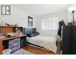 27 TUMBLEWEED CRESCENT - 21