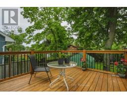 27 TUMBLEWEED CRESCENT - 38