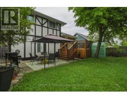 27 TUMBLEWEED CRESCENT - 45