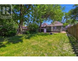 1068 MARGARET STREET - 32