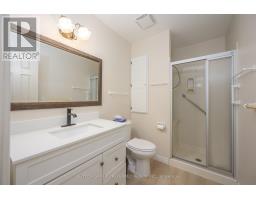 51 - 50 FIDDLERS GREEN ROAD - 21