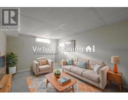 51 - 50 FIDDLERS GREEN ROAD - 36
