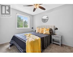 62 - 1096 JALNA BOULEVARD - 12