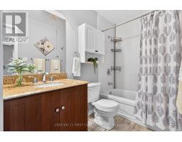 62 - 1096 JALNA BOULEVARD - 5
