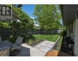 2 HAMPTON CRESCENT - 18