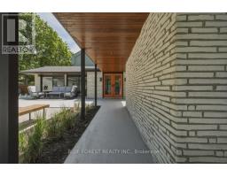 2 HAMPTON CRESCENT - 3