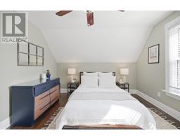 968 COLBORNE STREET - 21