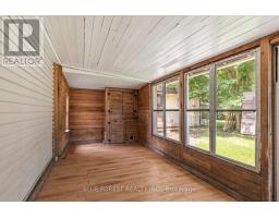 10 HENRY STREET - 16