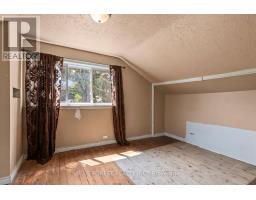 10 HENRY STREET - 18