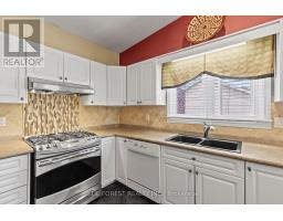 29 VILLAGE GATE CRESCENT - 15